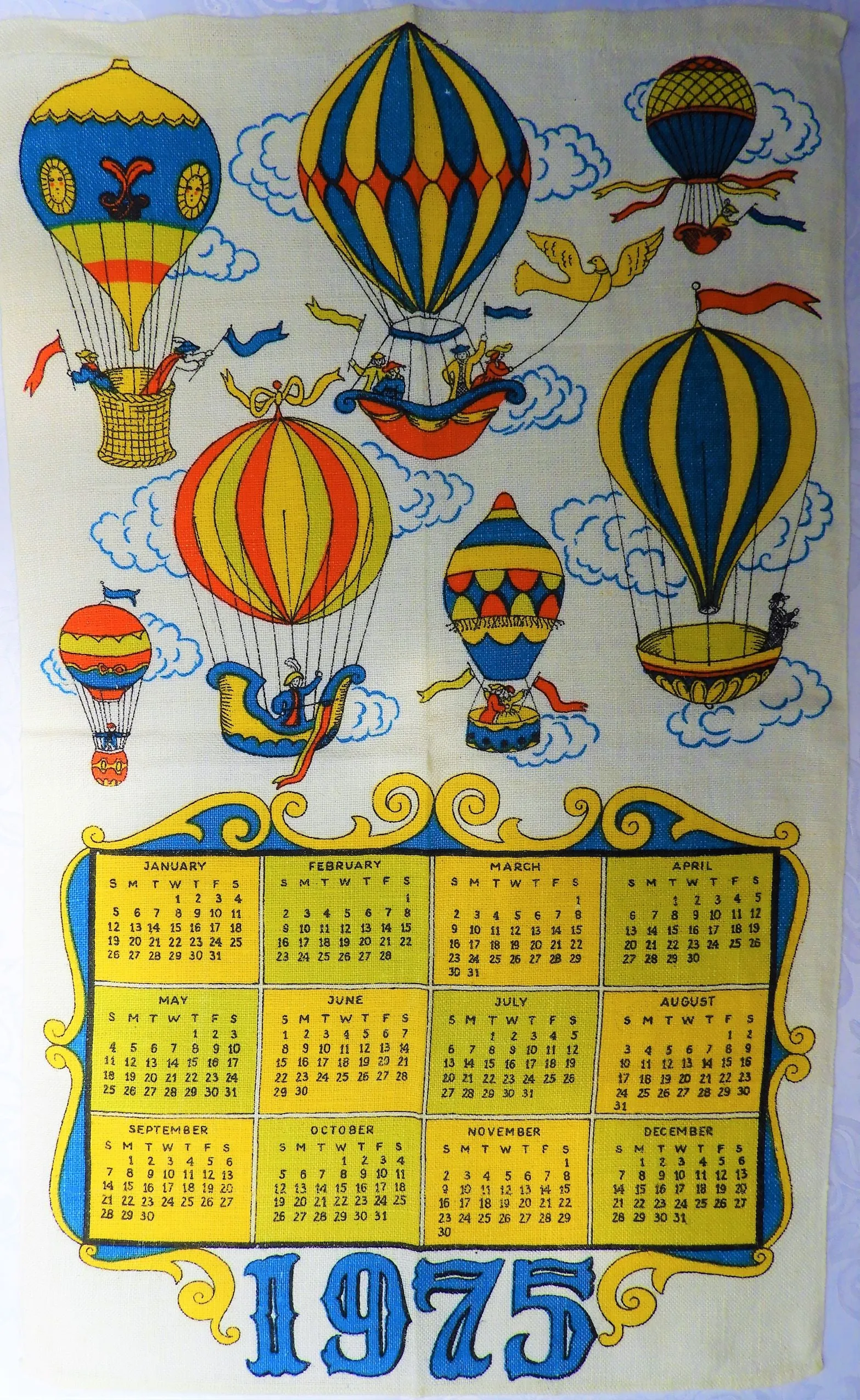 1975 Vintage Calendar Towel - Linen - Hot Air Balloon - TWLC91