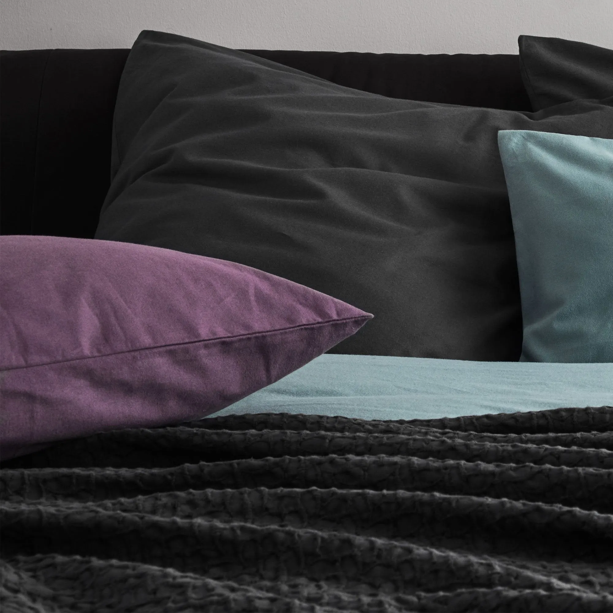 Montrose Pillowcase [Aubergine]