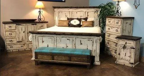 RUSTIC SANTA CRUZ OLDIE WHITE BEDROOM SET